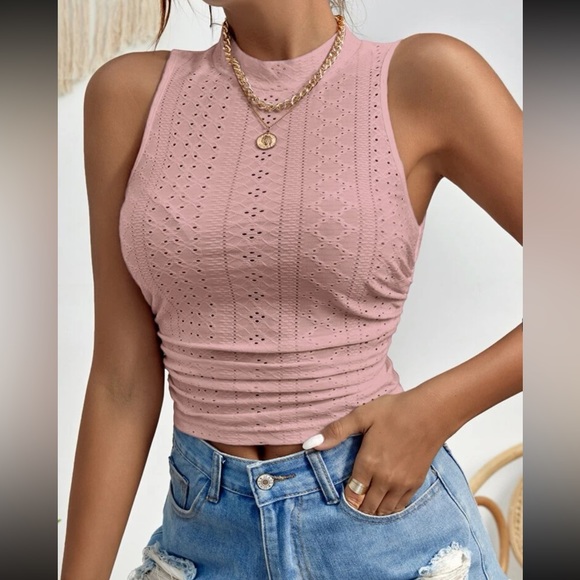 Boho fitted eyelet embroidered tank top - Picture 12 of 15